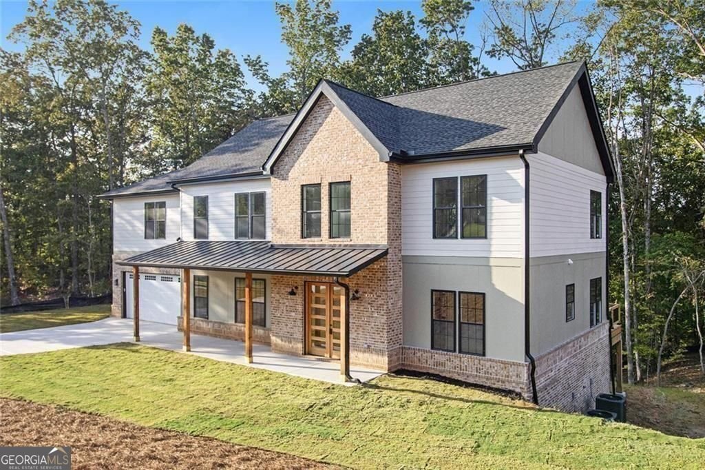 6325 Crestline Drive Dawsonville - main photo