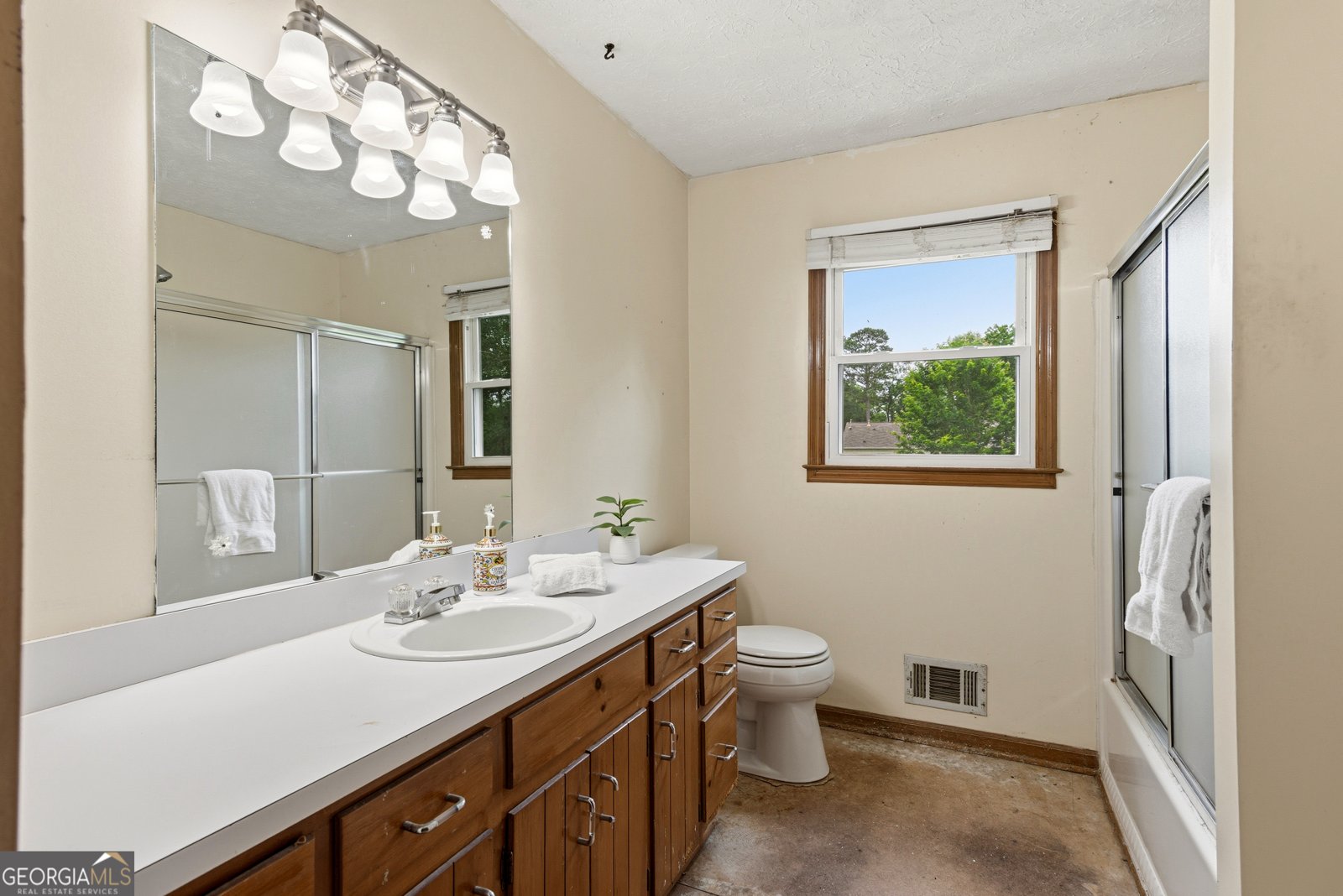 271 Sabrina Court Woodstock - Photo 21