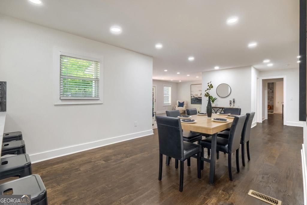 2368 Fenhurst Place Dunwoody - Photo 12