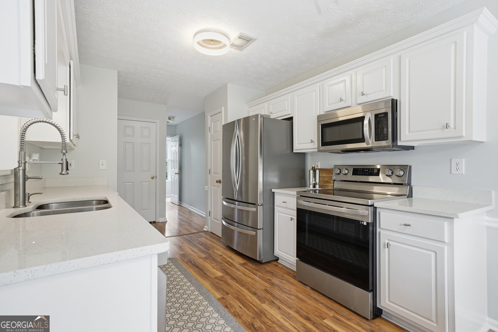 7002 Estates Court Loganville - Photo 8