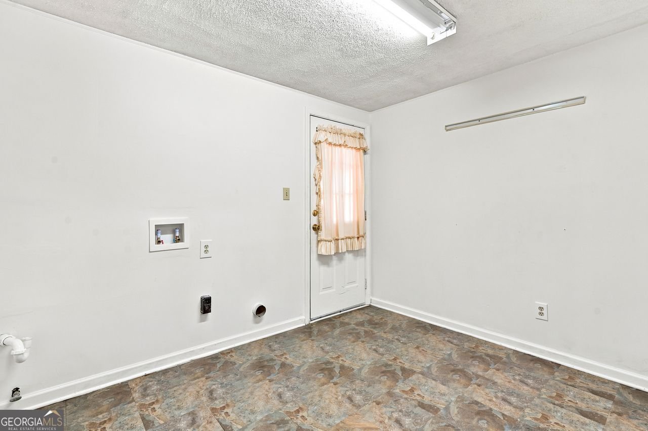 1445 Varner Road Marietta - Photo 23