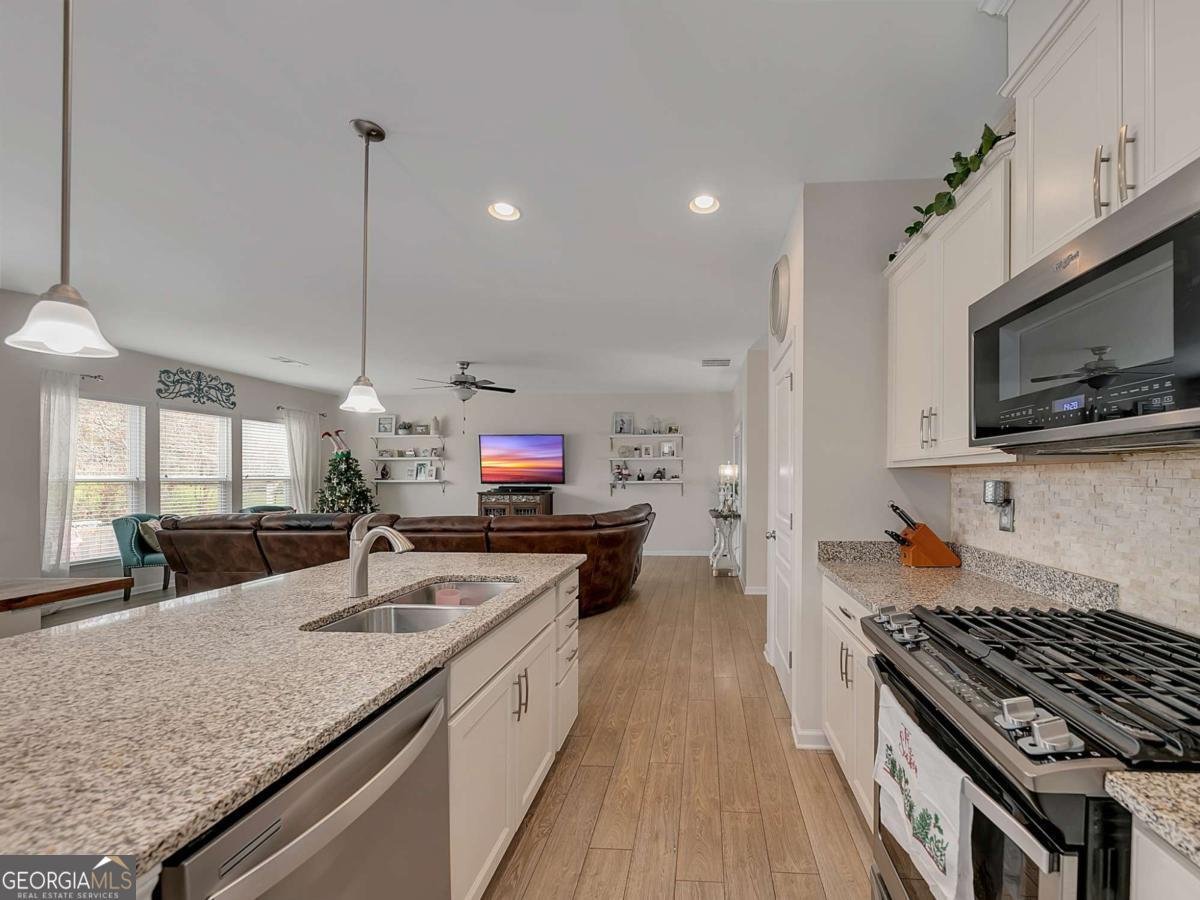 441 Timberleaf Road Canton - Photo 18