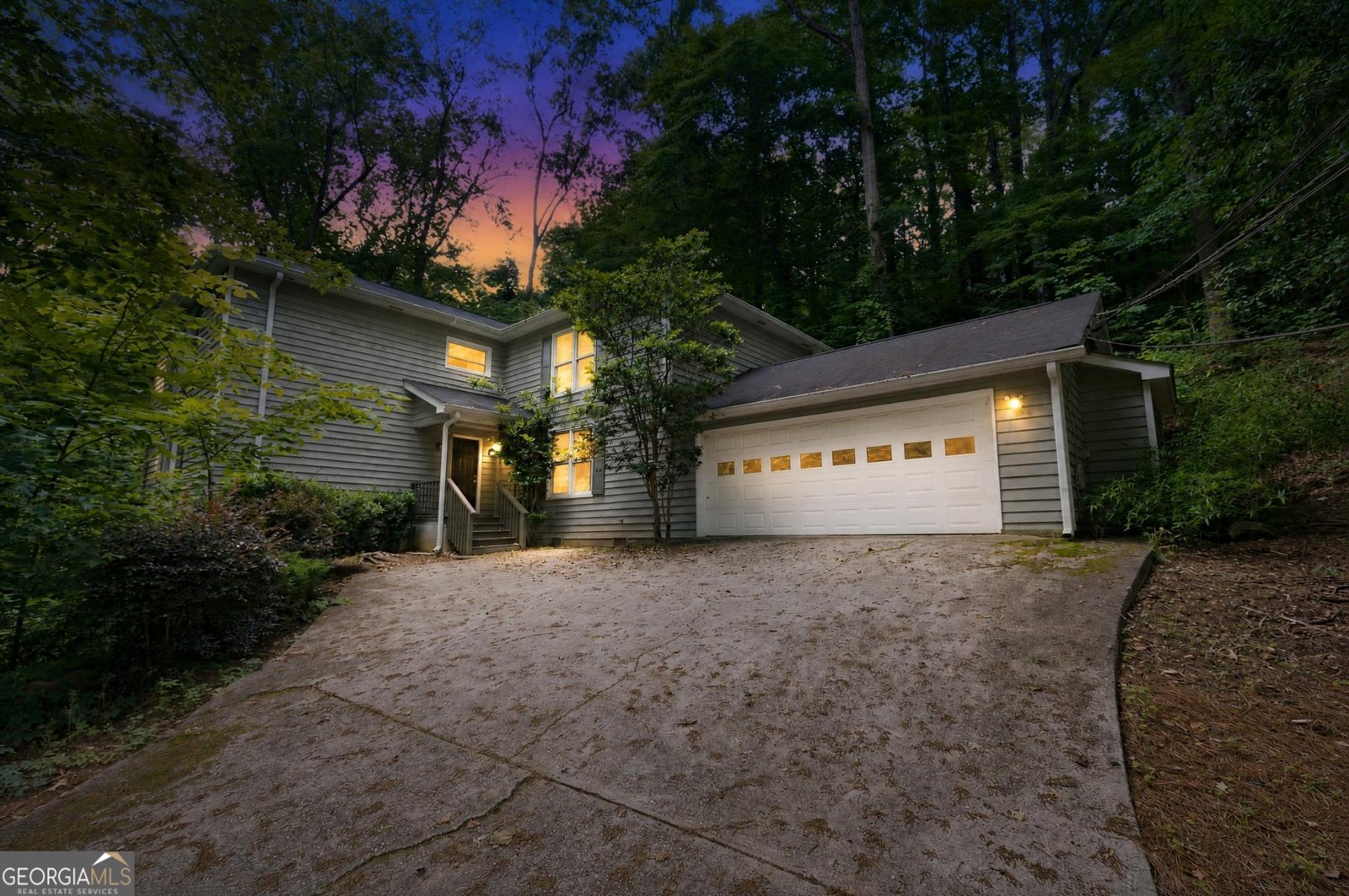 7127 Riverside Drive Atlanta - main photo