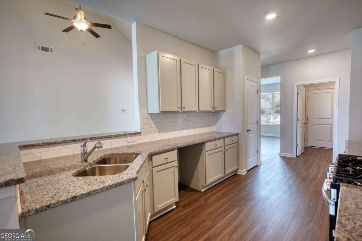210 Park Place Trail Social Circle - Photo 12