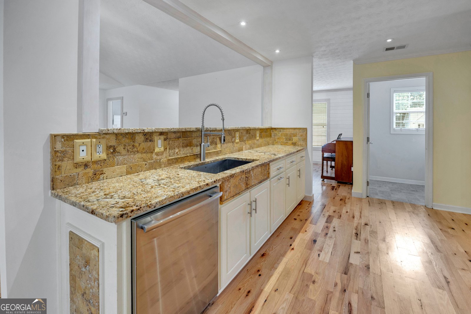 242 Richmond Drive Social Circle - Photo 14