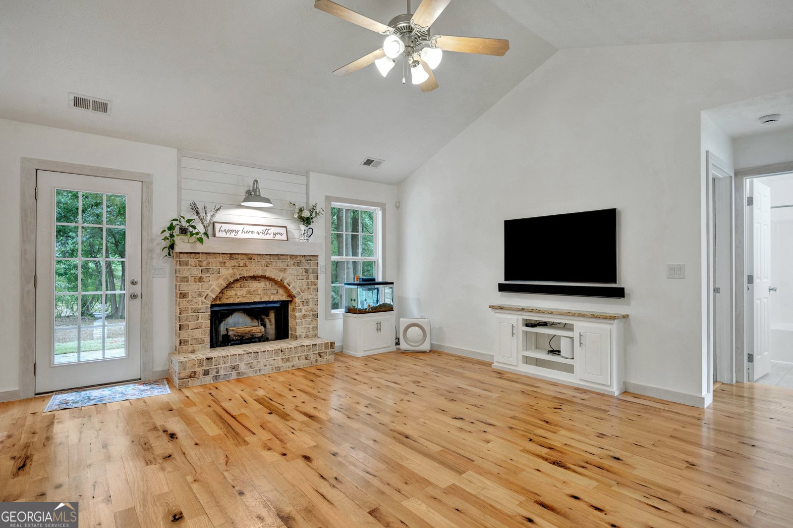 242 Richmond Drive Social Circle - Photo 6