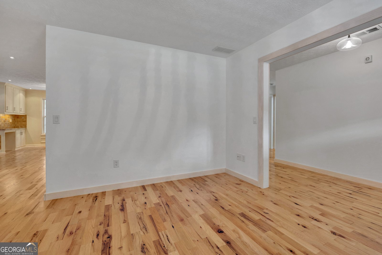242 Richmond Drive Social Circle - Photo 9