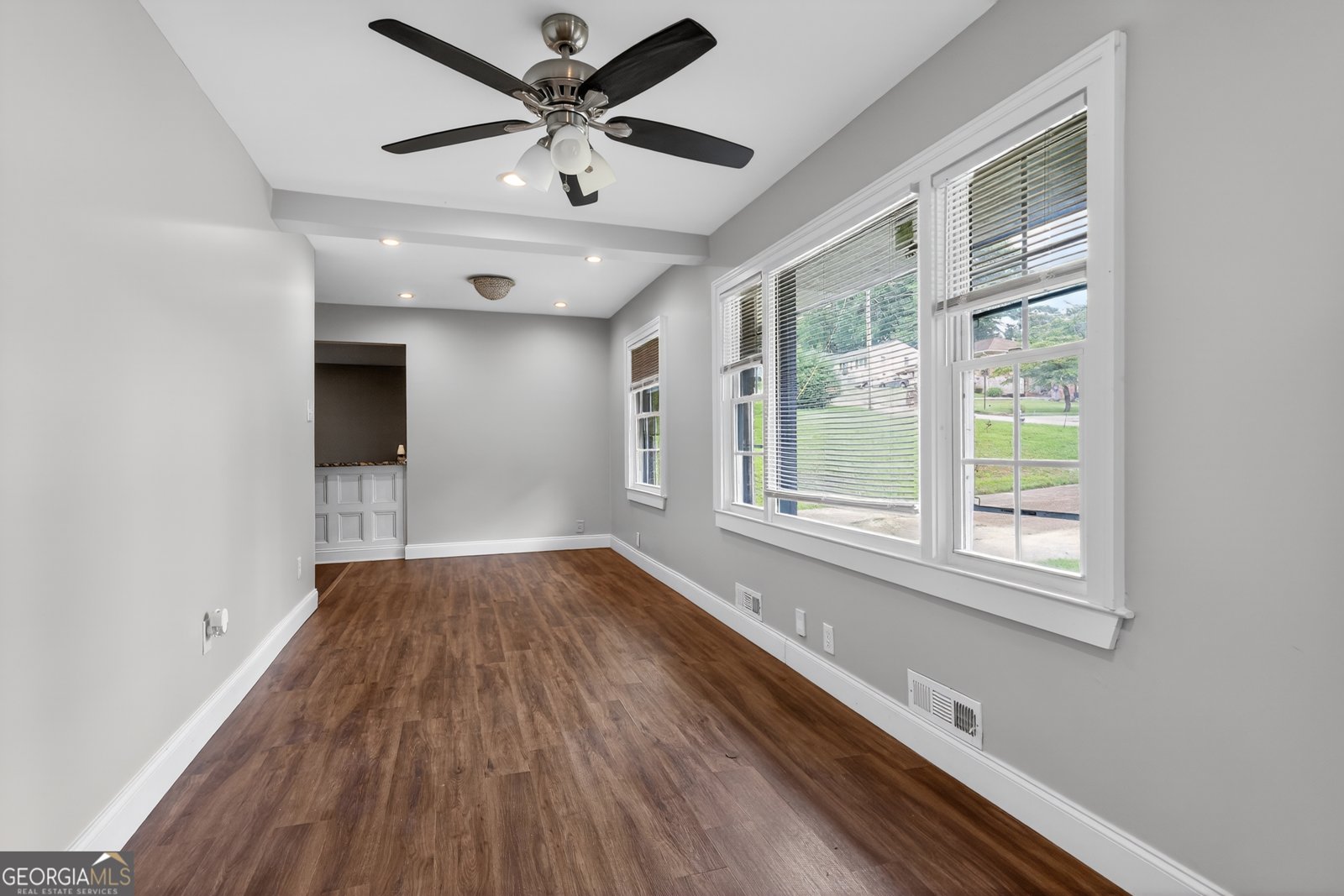 1868 Longdale Drive Decatur - Photo 9