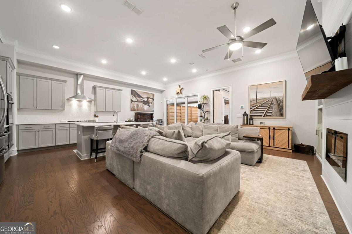 762 Stickley Oak Way Woodstock - Photo 7