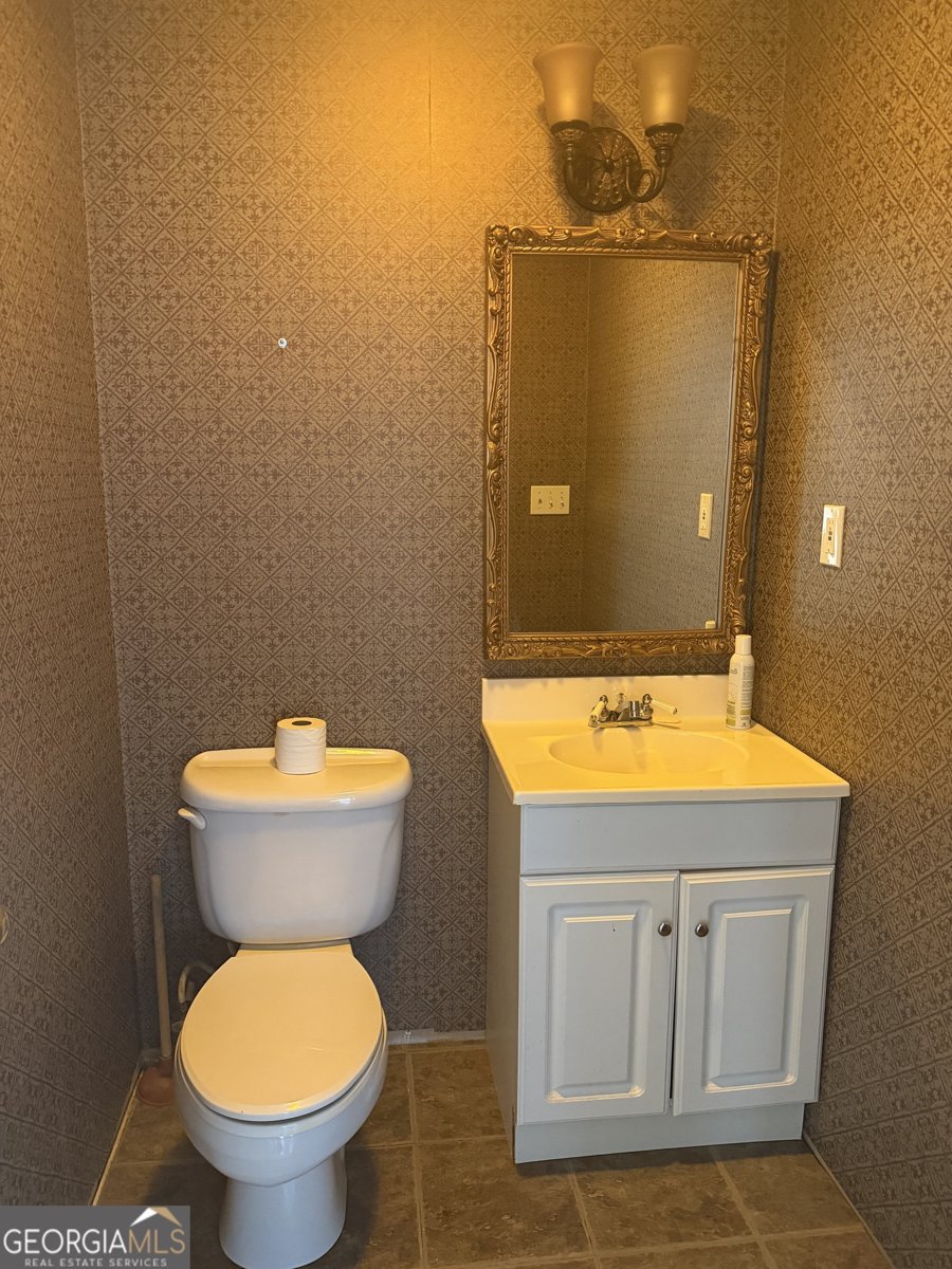 406 Covered Bridge Road Covington - Photo 13