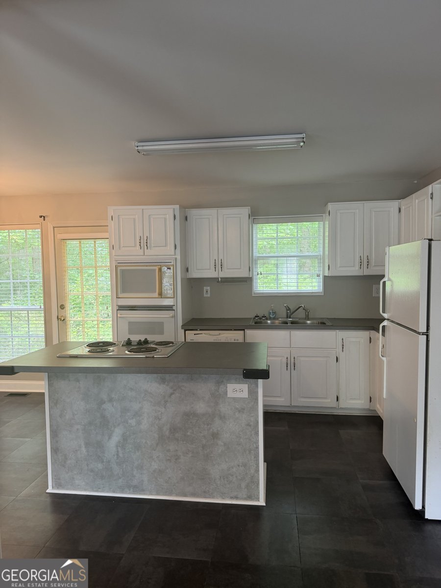 406 Covered Bridge Road Covington - Photo 26
