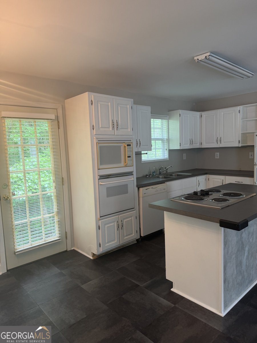 406 Covered Bridge Road Covington - Photo 27