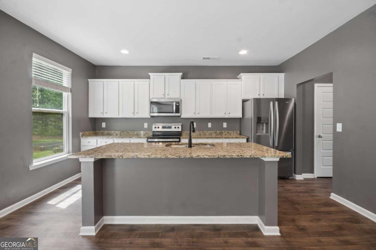 190 Tarpley Way Covington - Photo 8