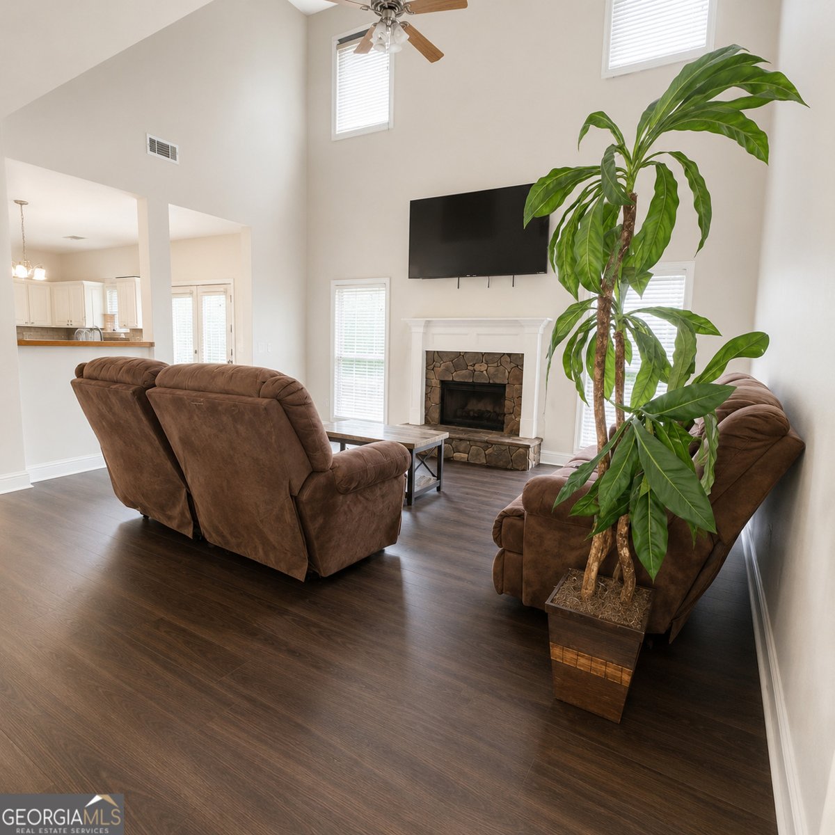 1361 Yorkshire Drive Winder - Photo 10