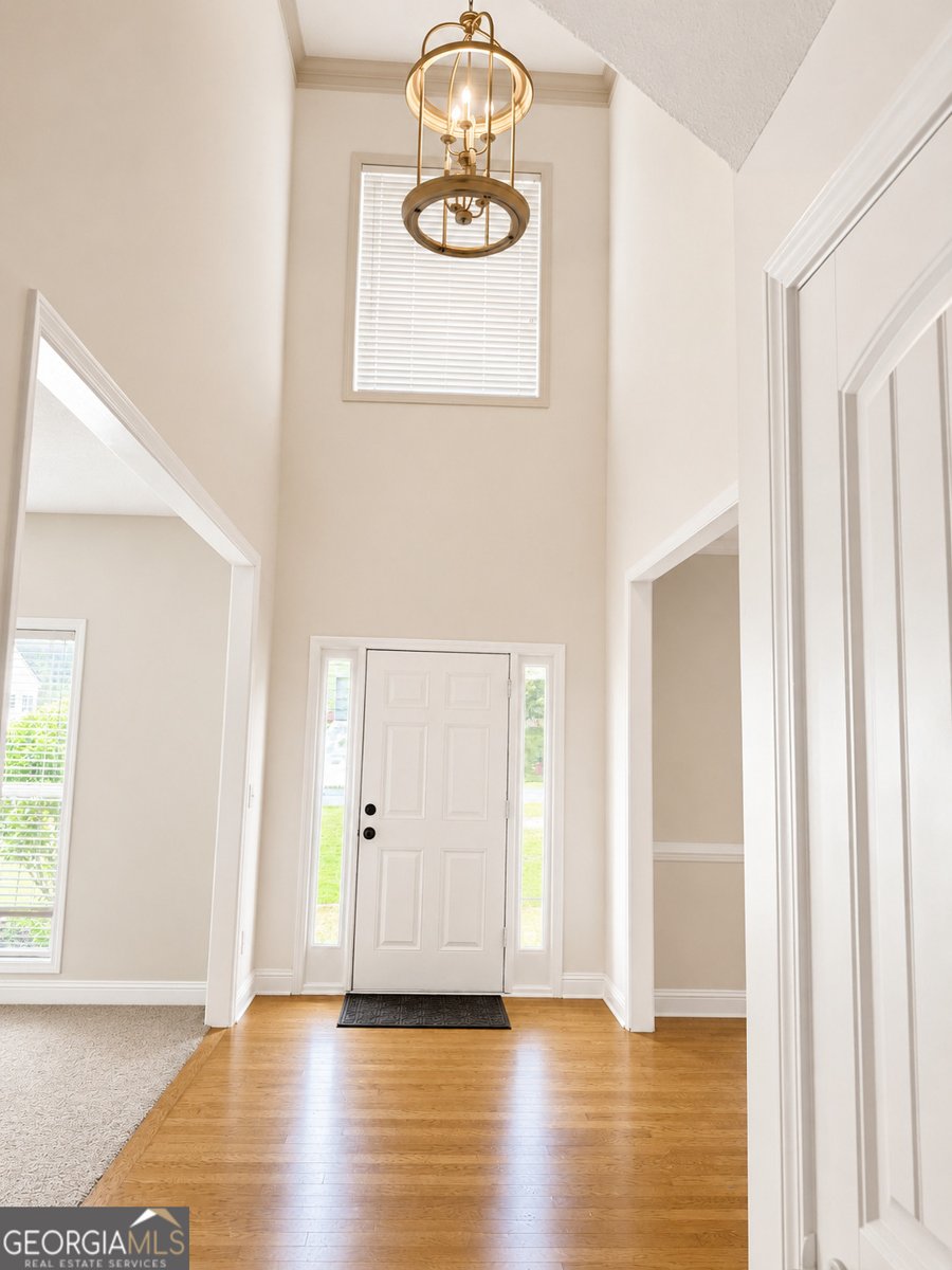 1361 Yorkshire Drive Winder - Photo 6