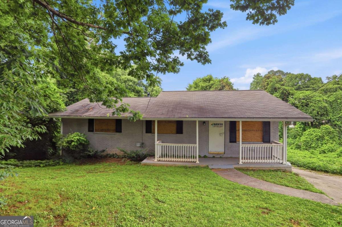 2370 Tiffany Circle Decatur - main photo