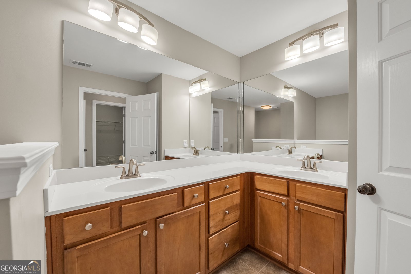 501 Grove Field Court Suwanee - Photo 45