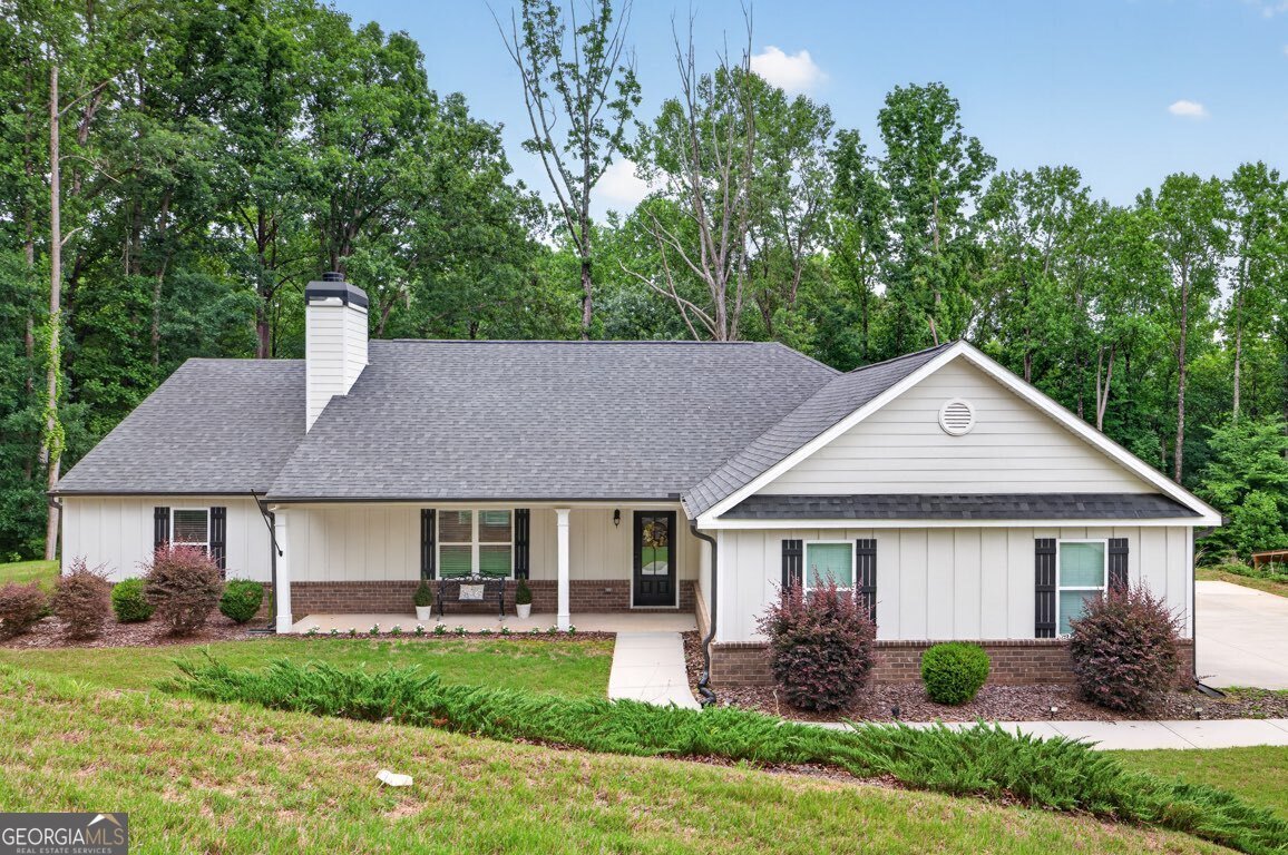 561 Oconee Lane Commerce - main photo