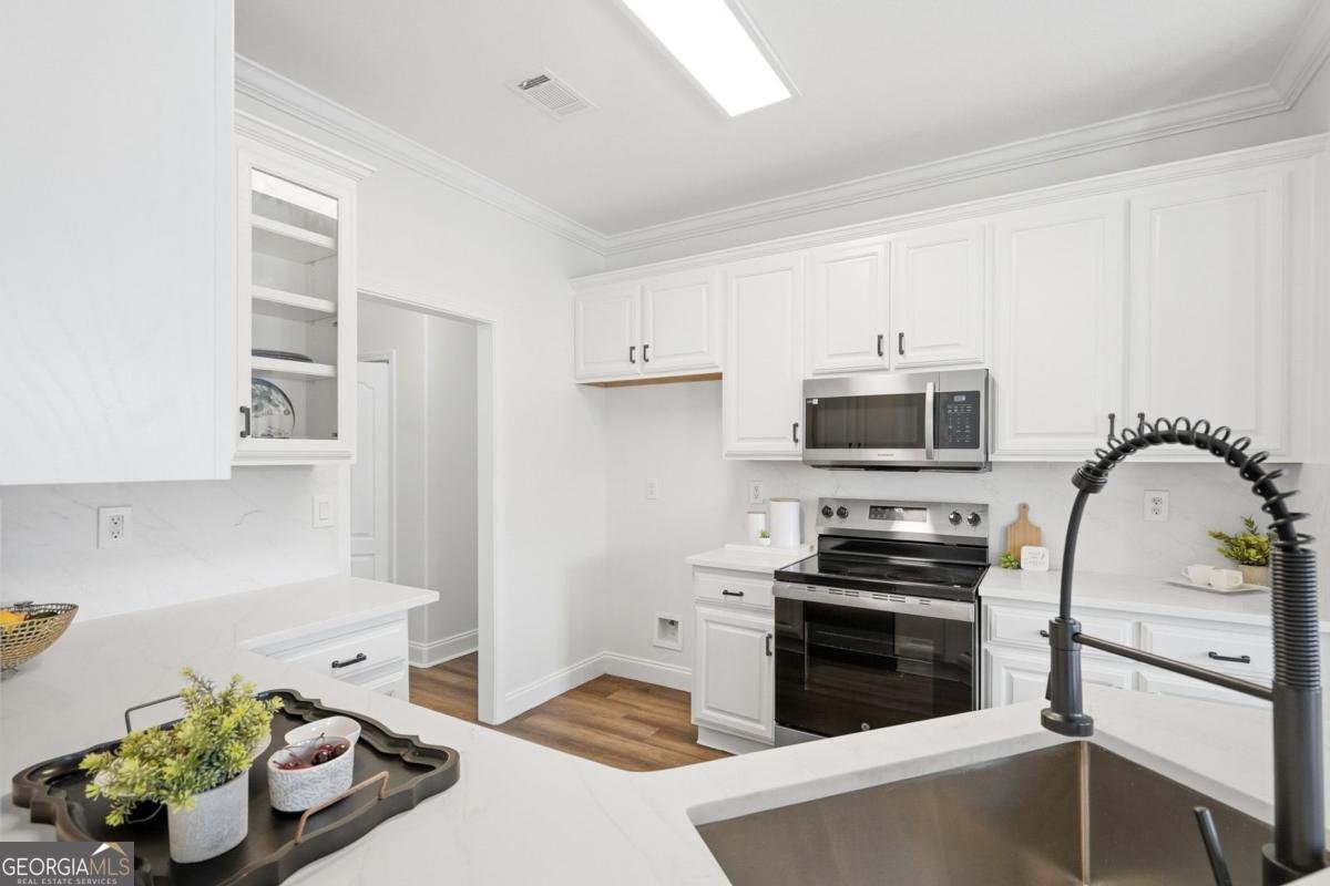 705 Gatwick Court Locust Grove - Photo 13