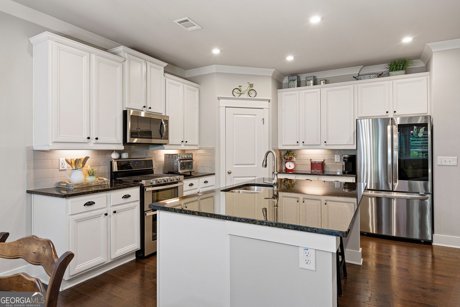 357 Woodridge Pass Canton - Photo 8