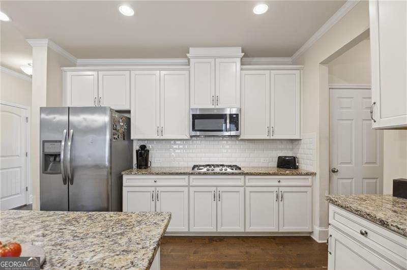 236 Orchard Trail Canton - Photo 8