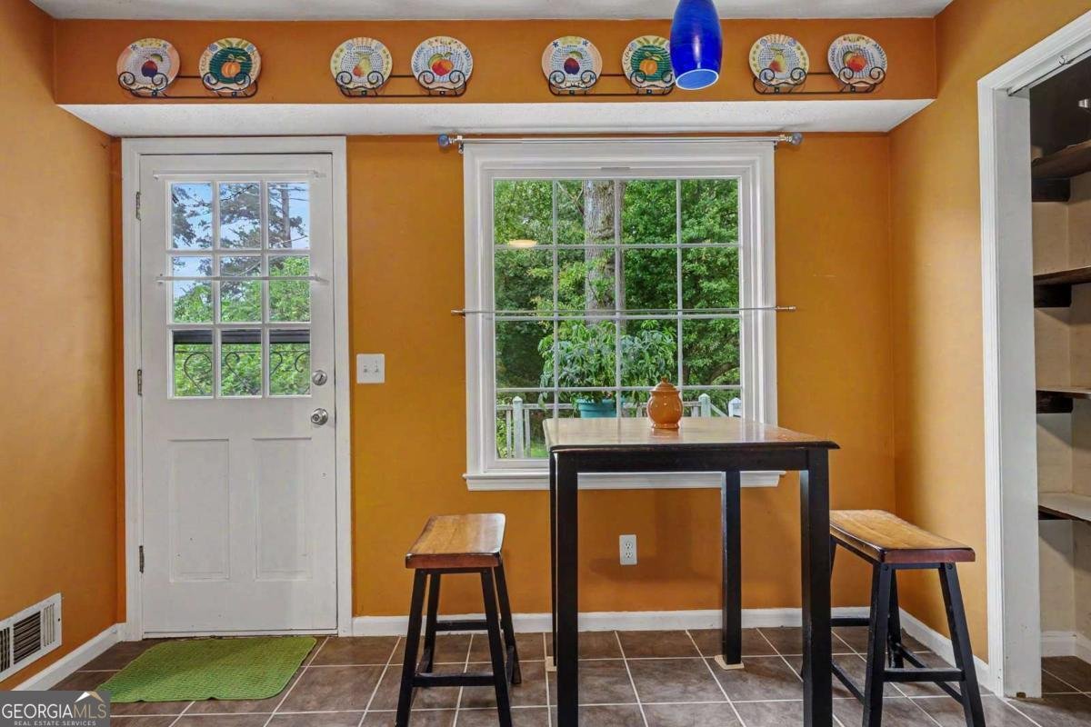 313 West Lane Woodstock - Photo 17