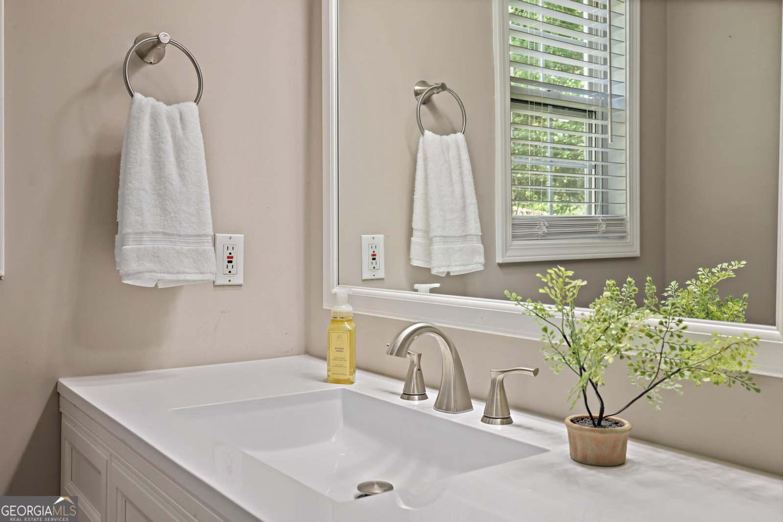 3321 Serenade Court Milton - Photo 16