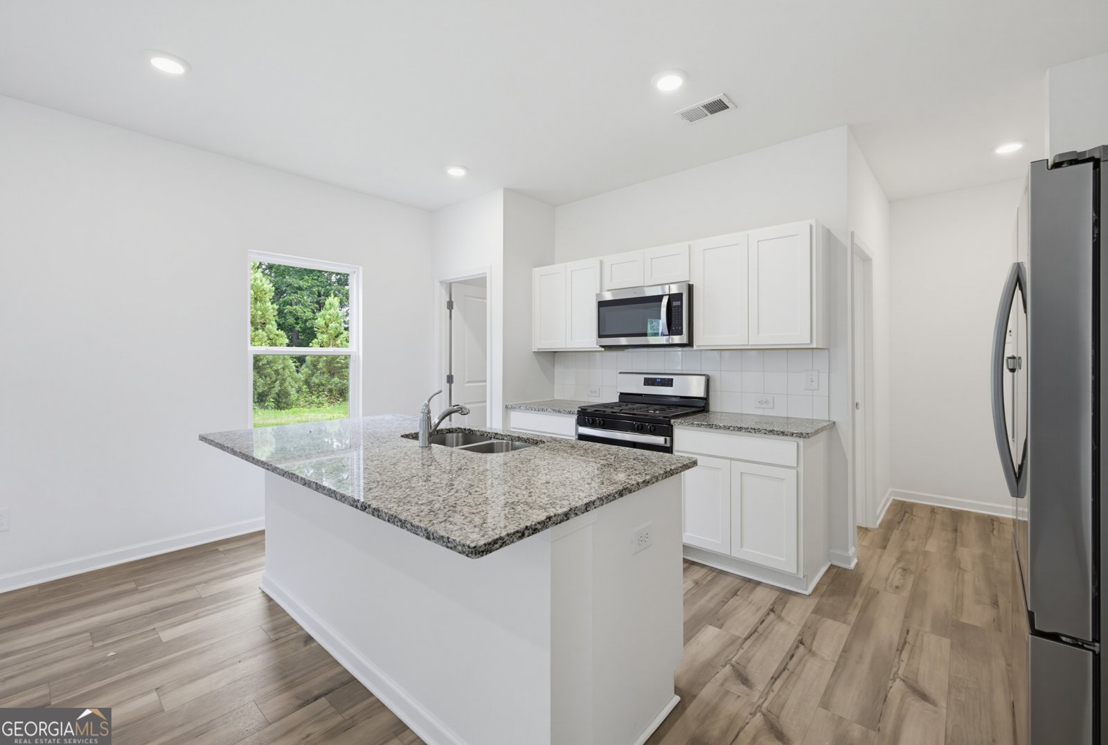 2048 Boxwood Circle Conyers - Photo 11