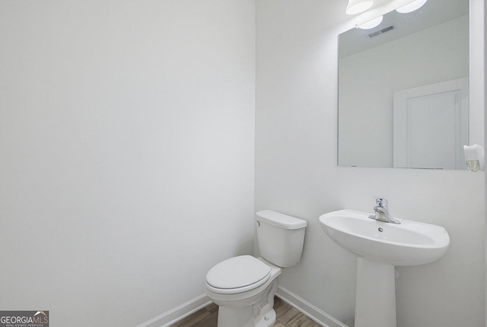 2048 Boxwood Circle Conyers - Photo 14