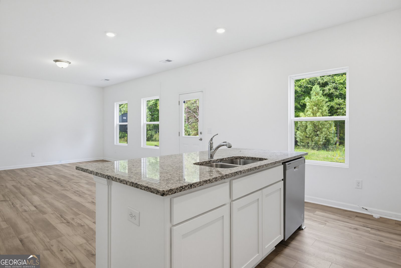2048 Boxwood Circle Conyers - Photo 9