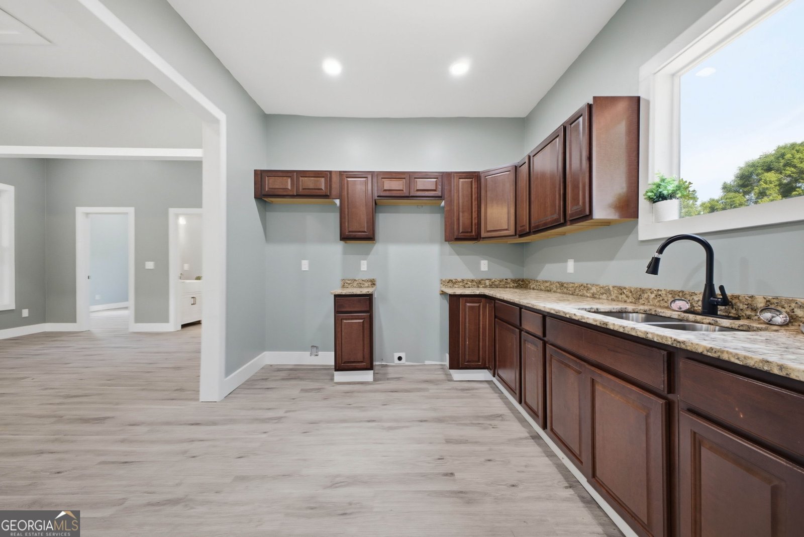 402 Evergreen Street Rome - Photo 8