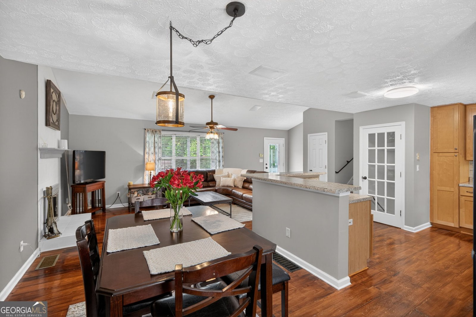 141 King Charles Road Dallas - Photo 11