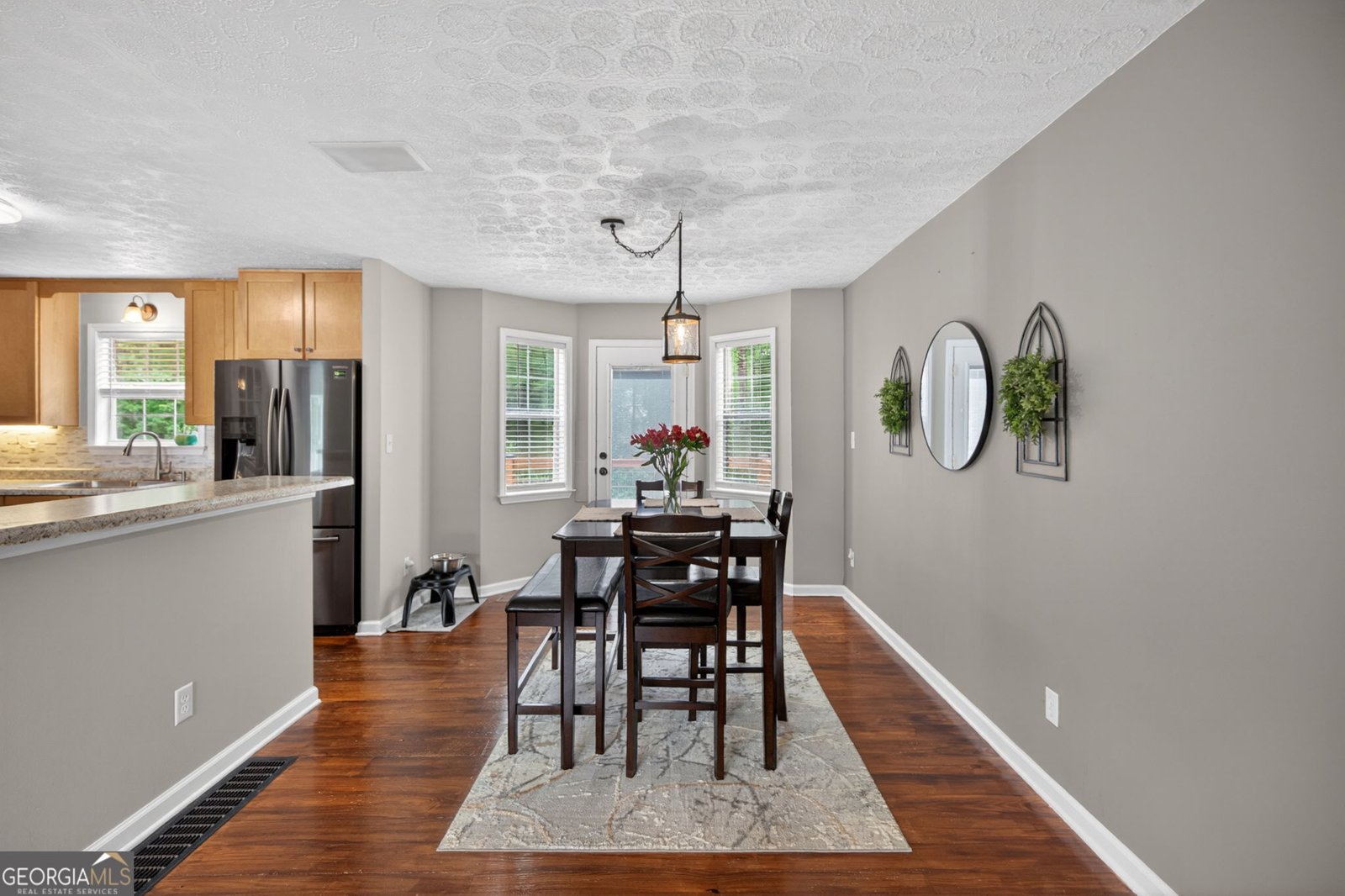 141 King Charles Road Dallas - Photo 8