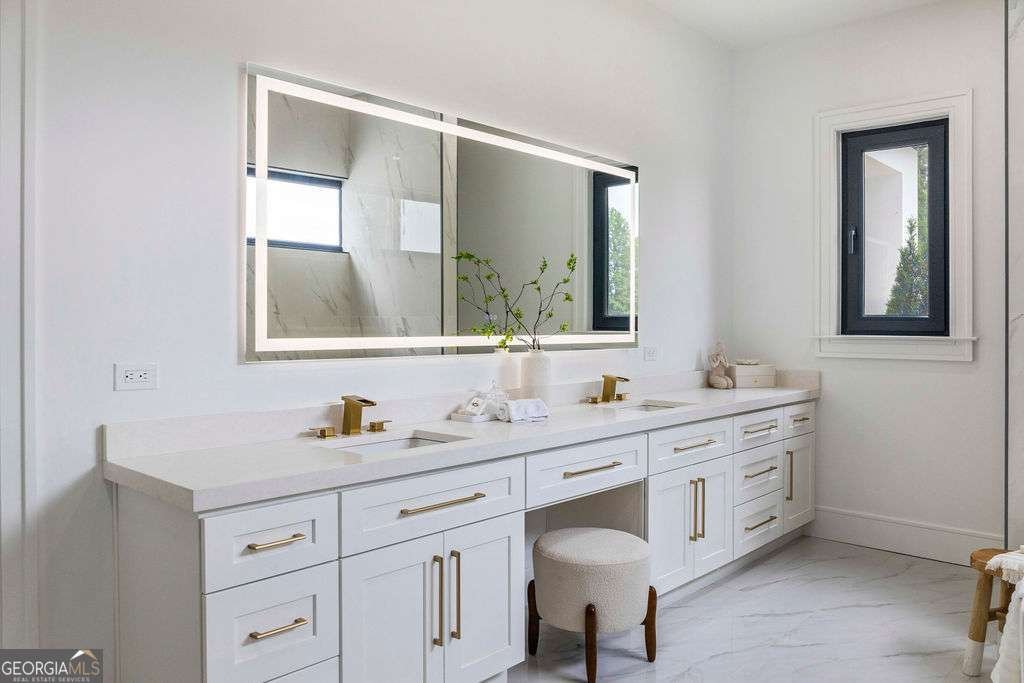 395 Simonton Road Lawrenceville - Photo 8