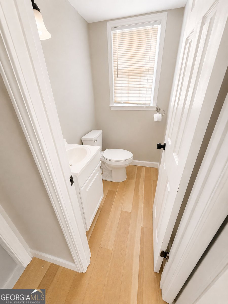 792 Mountainbrooke Circle Stone Mountain - Photo 18
