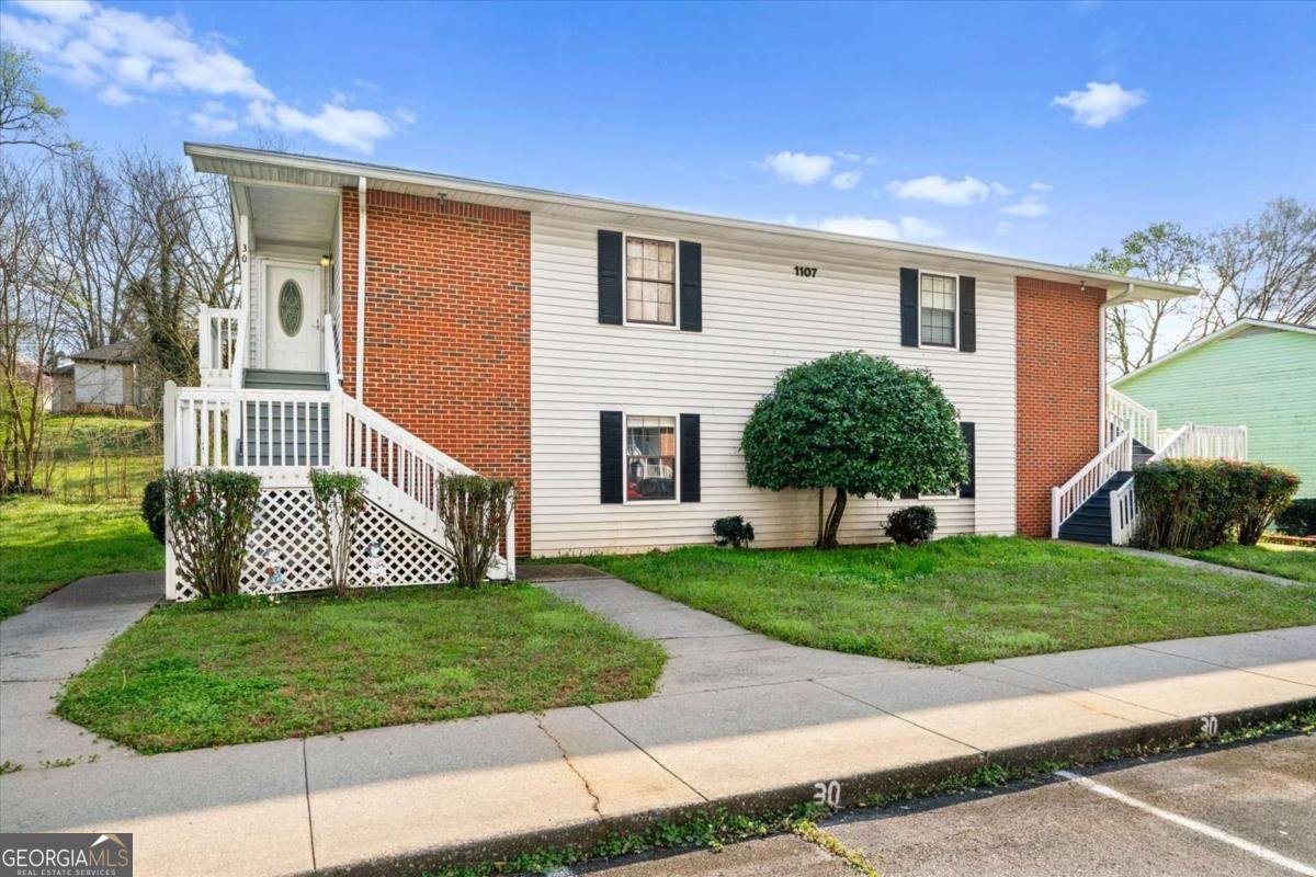 1107 Brookwood Lane Dalton - main photo