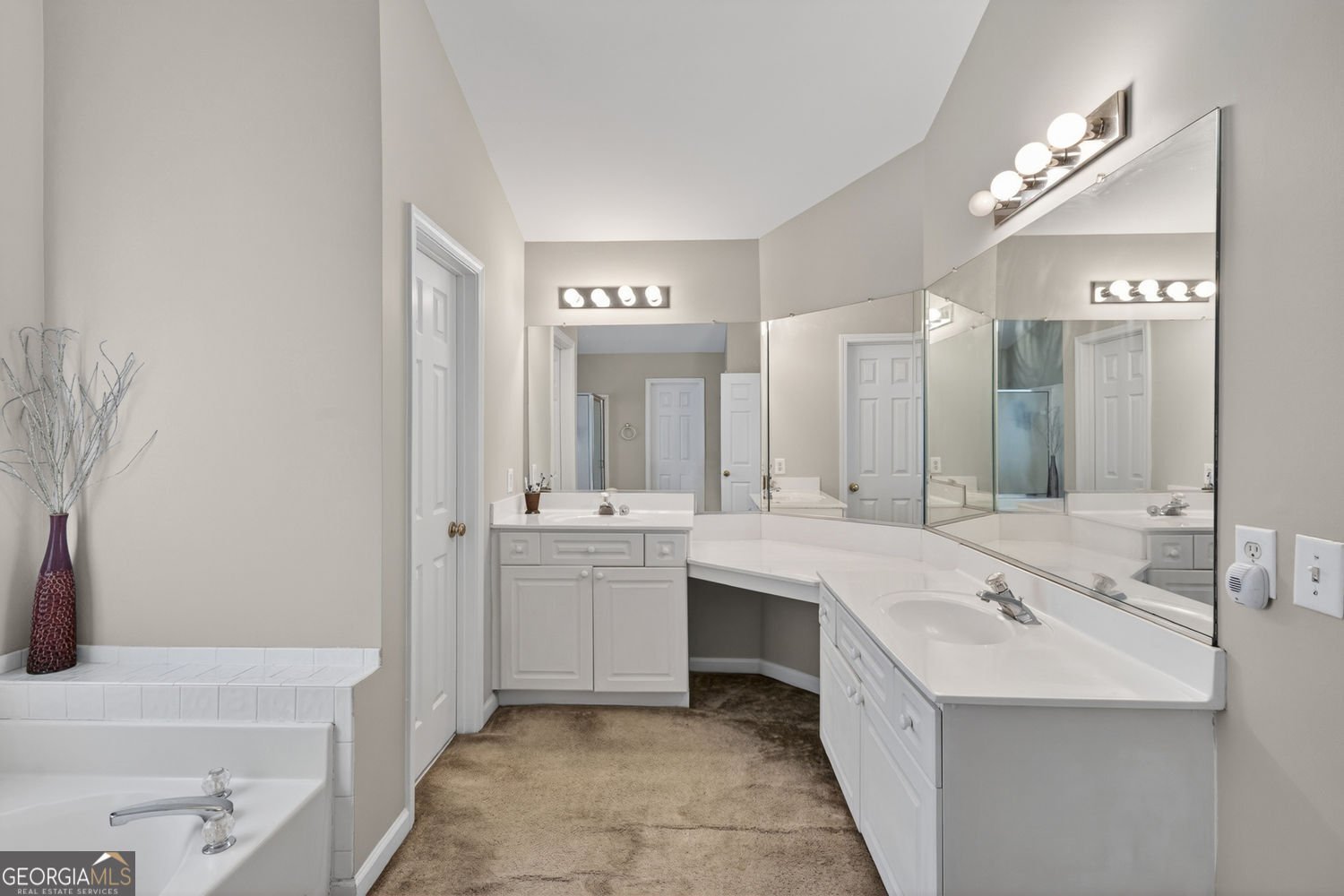 2456 Stonecroft Way Duluth - Photo 15