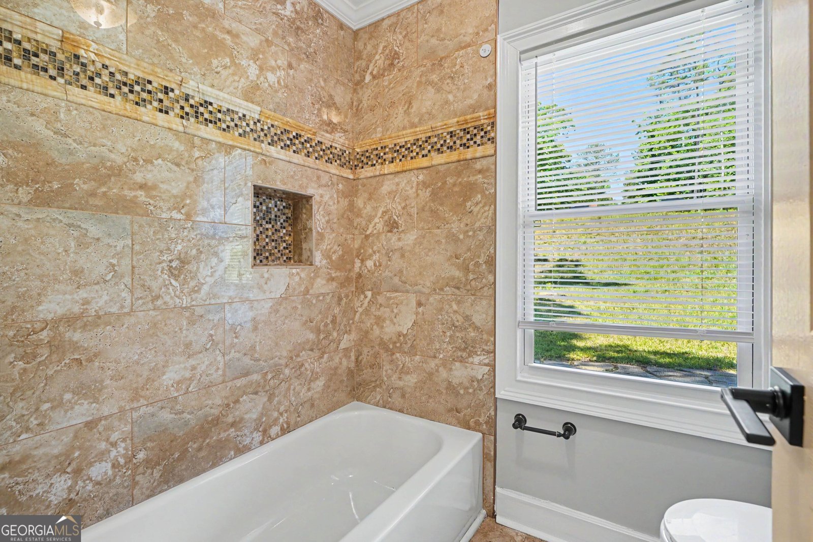 592 Henderson Road Jonesboro - Photo 21