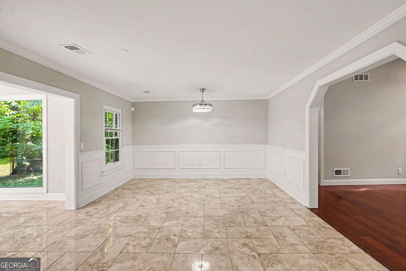 592 Henderson Road Jonesboro - Photo 9