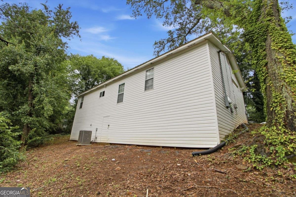 211 First Street Woodstock - Photo 27