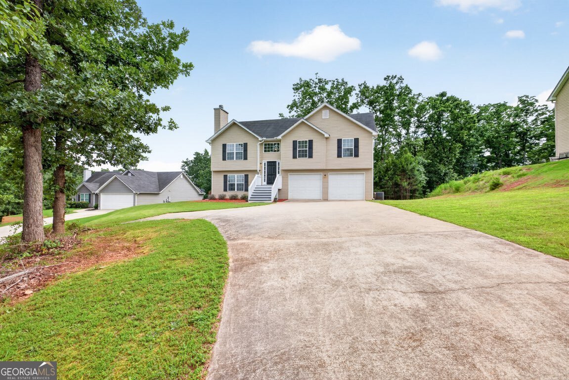 2726 Sawyer Mill Drive Gainesville - main photo
