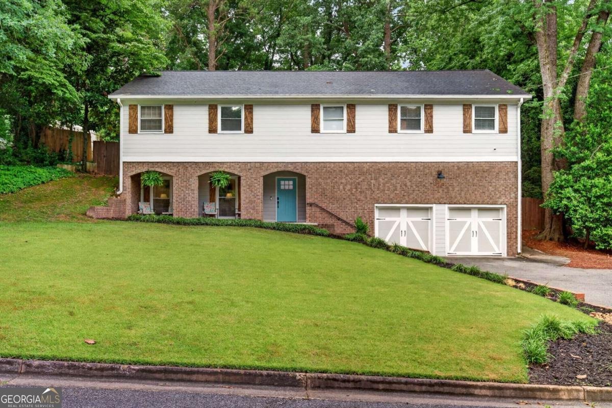 505 Wyncourtney Drive Sandy Springs - main photo