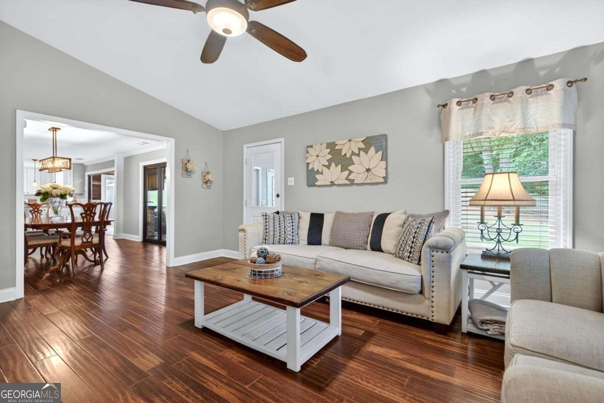 505 Wyncourtney Drive Sandy Springs - Photo 15
