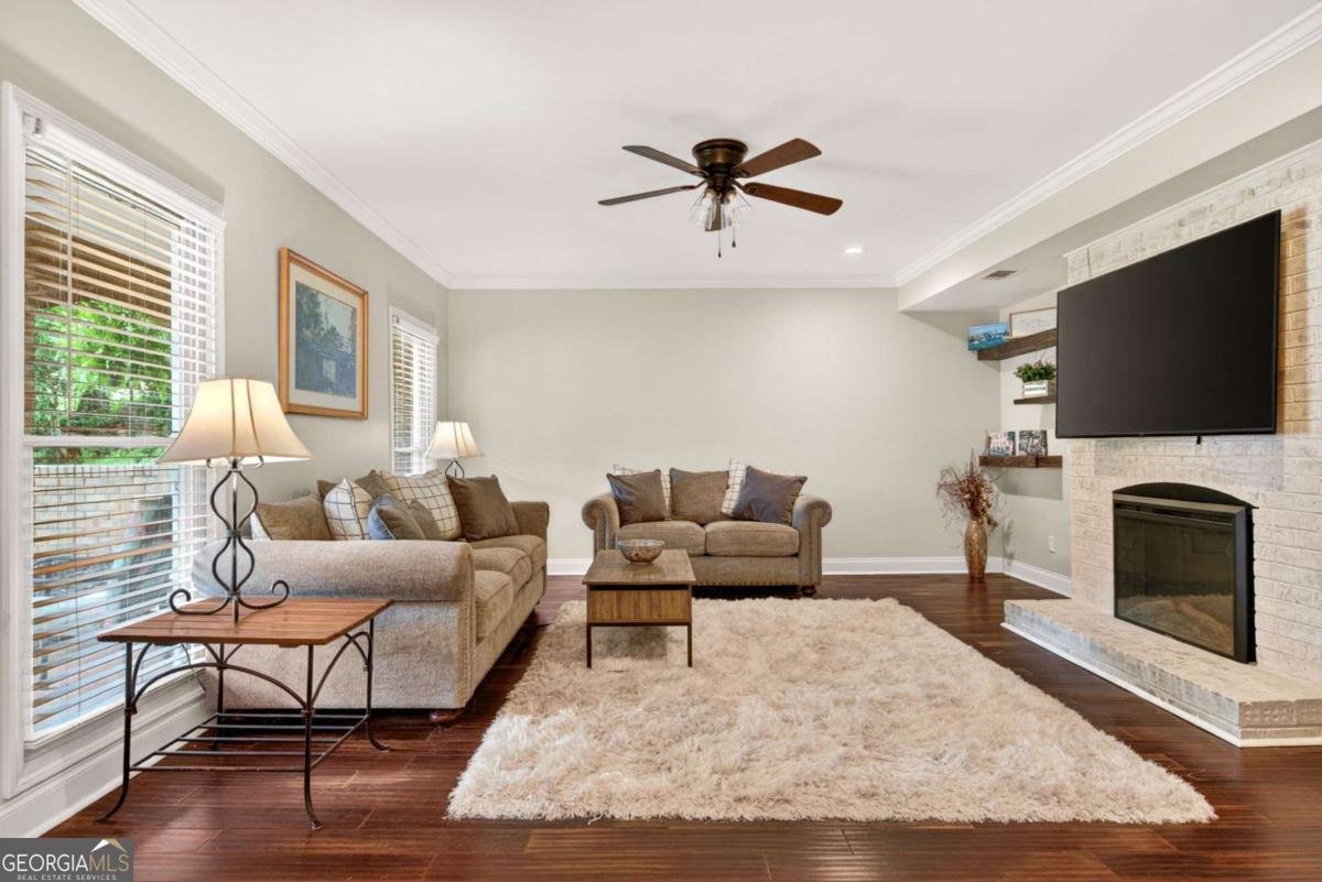 505 Wyncourtney Drive Sandy Springs - Photo 29