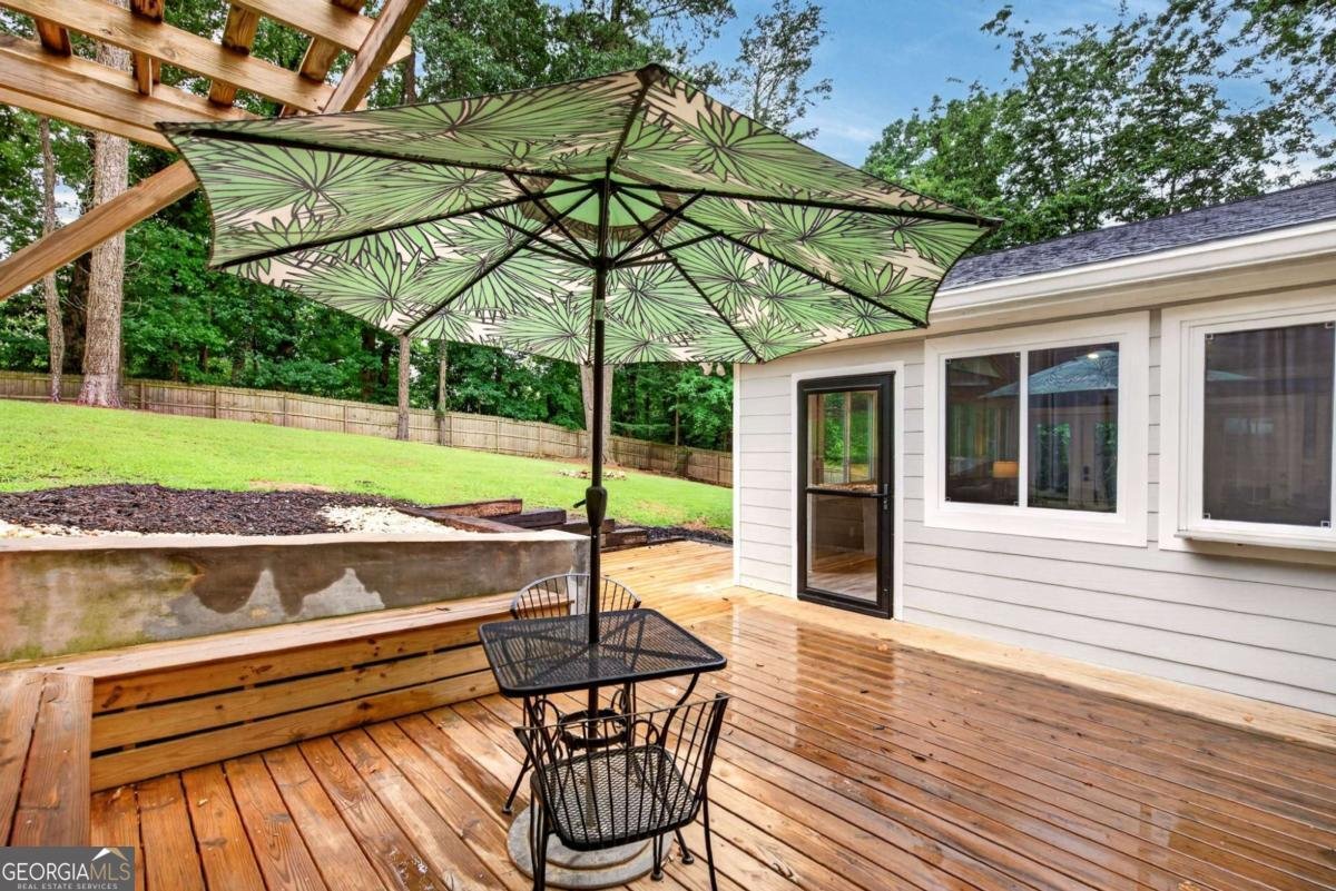 505 Wyncourtney Drive Sandy Springs - Photo 40