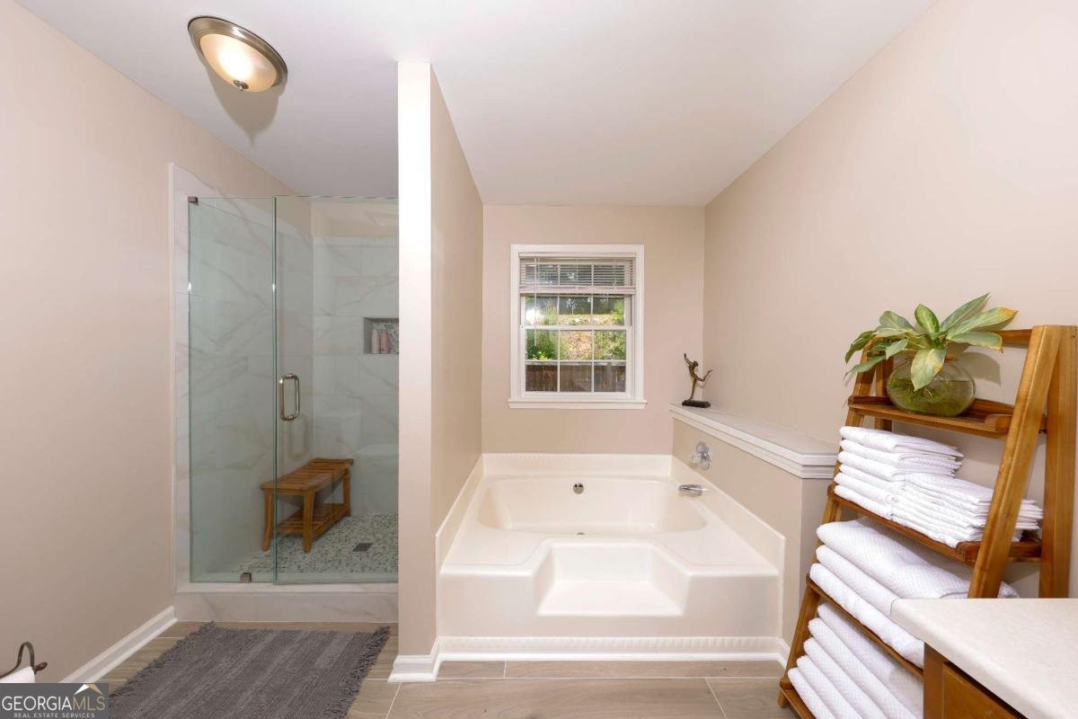 9135 Clearwater Road Gainesville - Photo 16