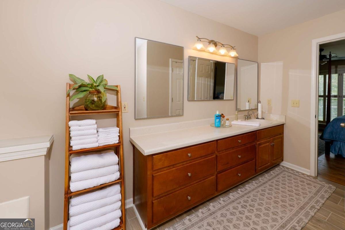 9135 Clearwater Road Gainesville - Photo 18