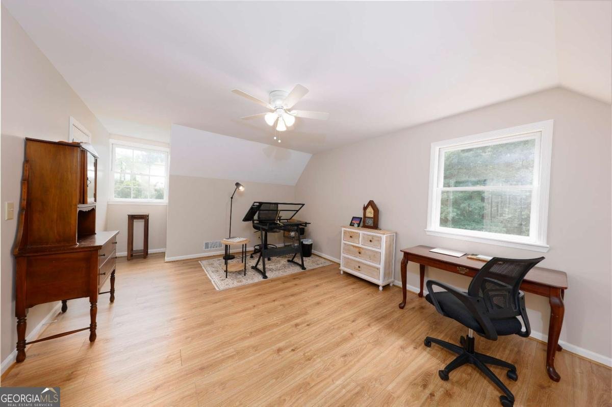 9135 Clearwater Road Gainesville - Photo 24