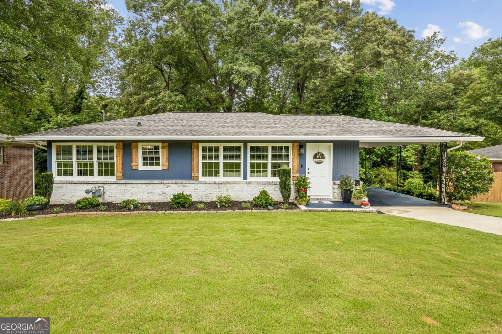 445 Christopher Drive Gainesville - main photo