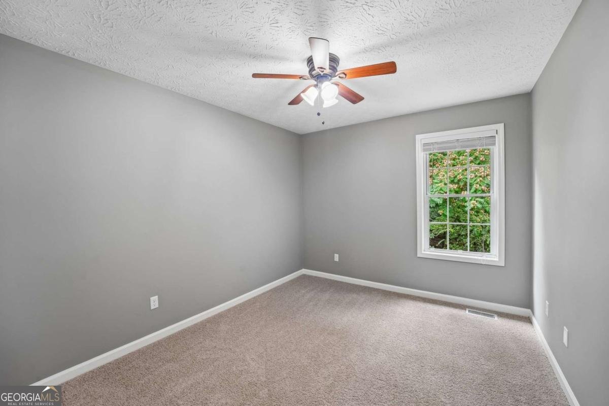 209 Eagle Glen Court Woodstock - Photo 18